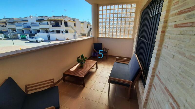 4 Cuarto Villa en venta