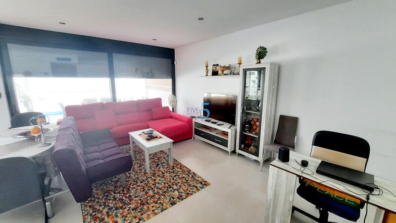 2 Cuarto Villa en venta