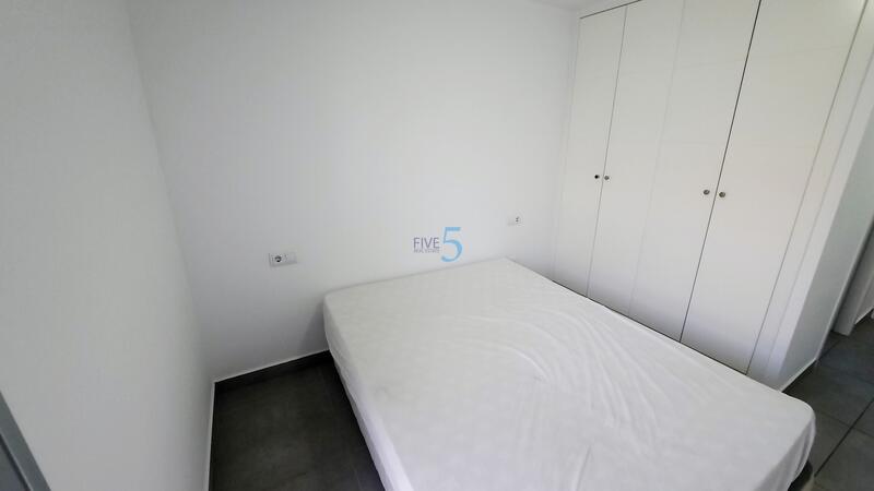 2 slaapkamer Appartement Te koop