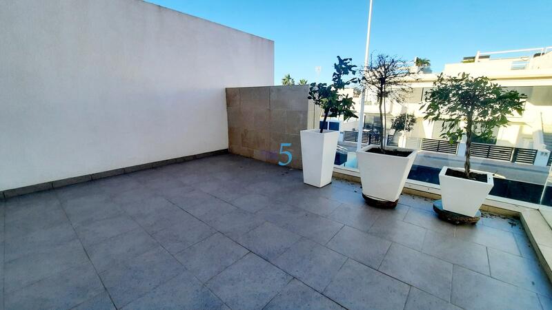 3 Cuarto Villa en venta