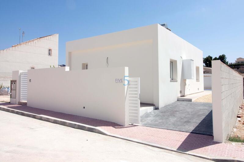 2 Cuarto Casa de Campo en venta