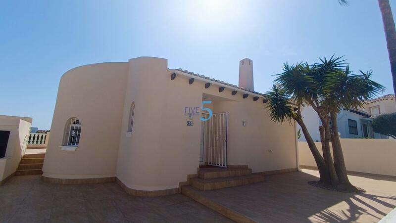 3 Cuarto Villa en venta