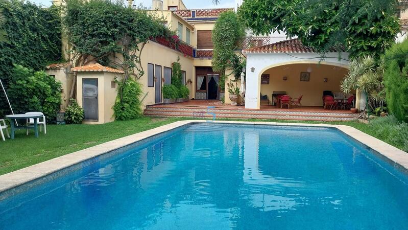 Country House for sale in Pedreguer, Alicante