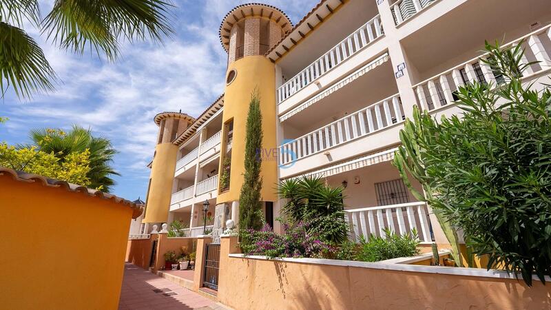 Appartement zu verkaufen in Orihuela, Alicante