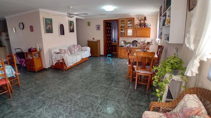 3 Cuarto Villa en venta