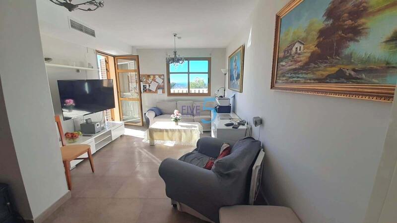 3 bedroom Apartment for sale