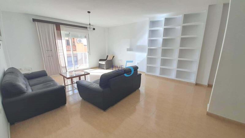 Apartamento en venta en La Nucia, Alicante