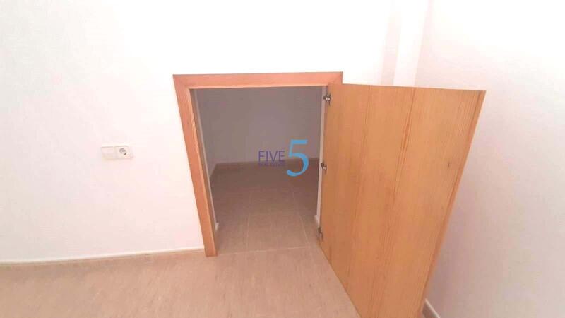 4 slaapkamer Appartement Te koop