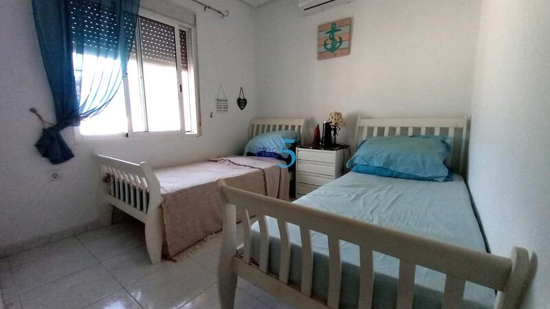 2 Cuarto Villa en venta