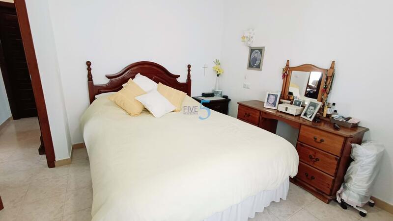 4 Schlafzimmer Villa zu verkaufen