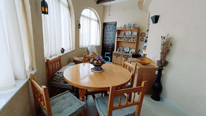 4 Schlafzimmer Villa zu verkaufen