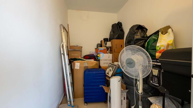 2 slaapkamer Appartement Te koop