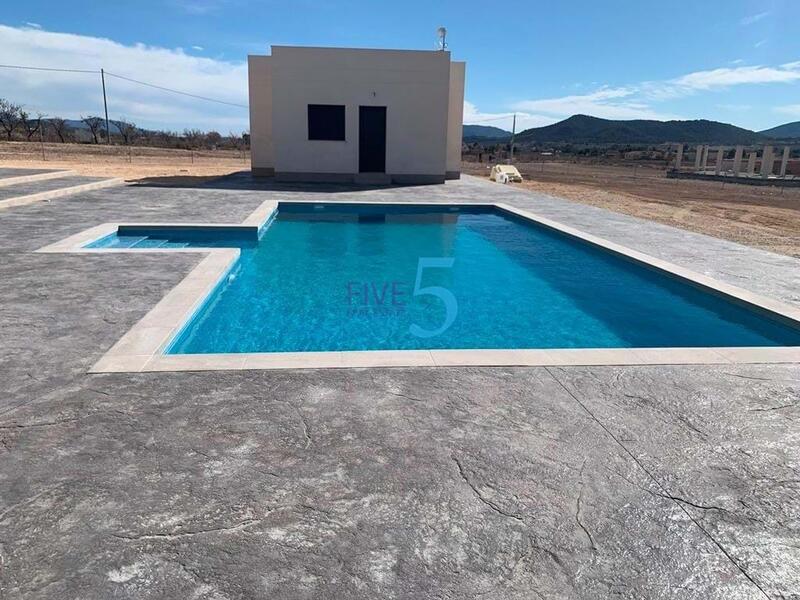 4 Cuarto Villa en venta