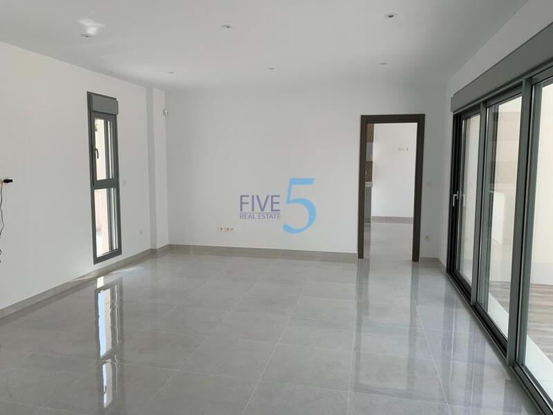 4 Cuarto Villa en venta