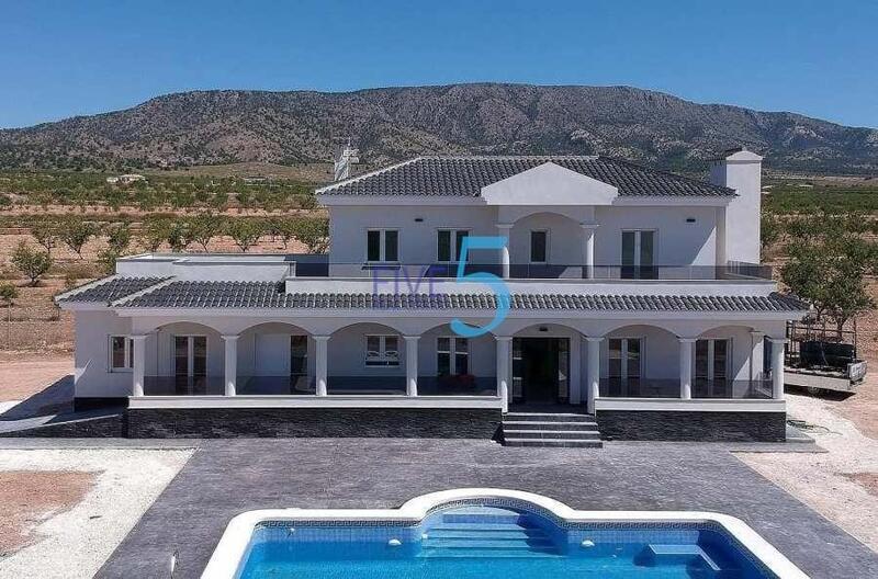 4 bedroom Villa for sale