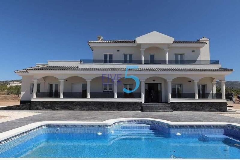 4 bedroom Villa for sale