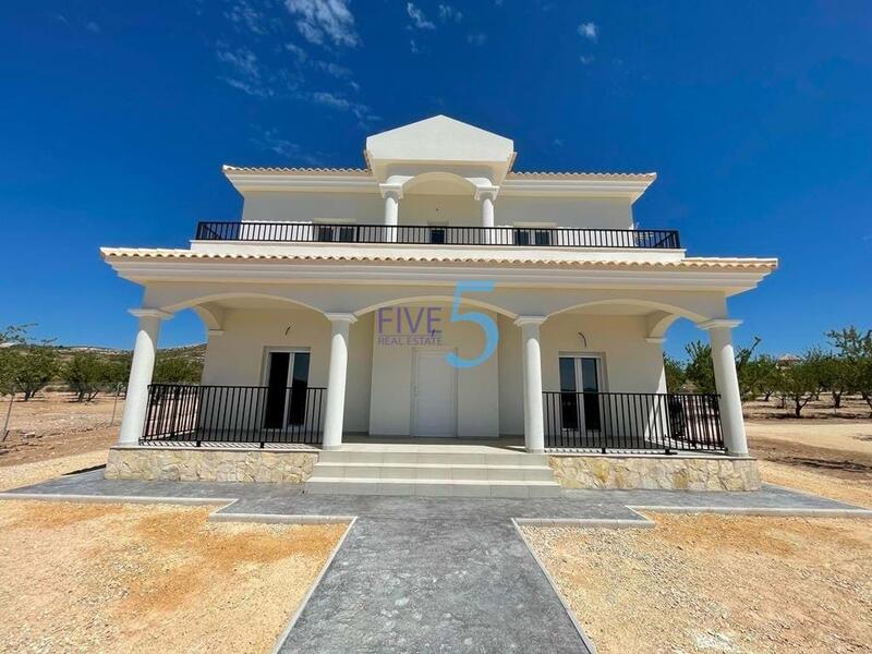 4 bedroom Villa for sale