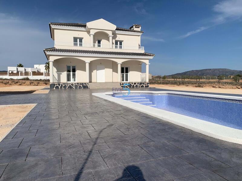 4 bedroom Villa for sale