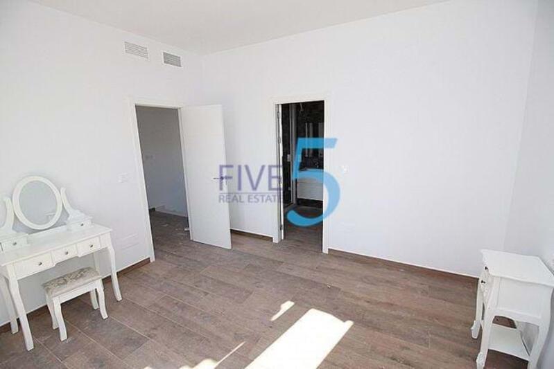 4 Schlafzimmer Villa zu verkaufen
