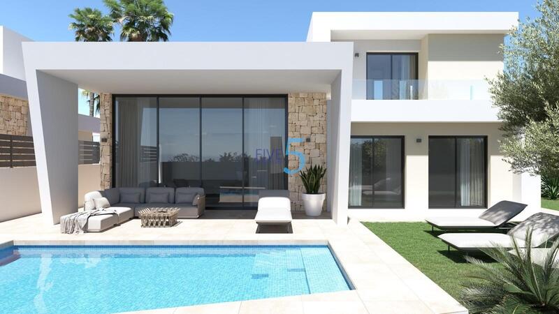 Villa til salgs i Torrevieja, Alicante