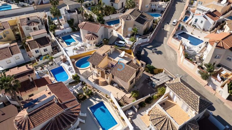 Villa zu verkaufen in Rojales, Alicante