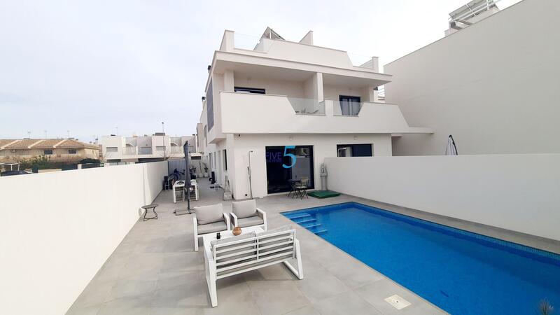 Villa Te koop in San Javier, Murcia