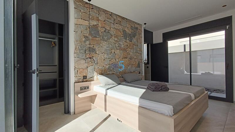 4 bedroom Villa for sale