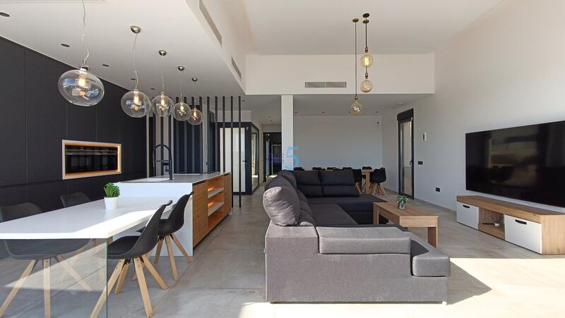 4 bedroom Villa for sale