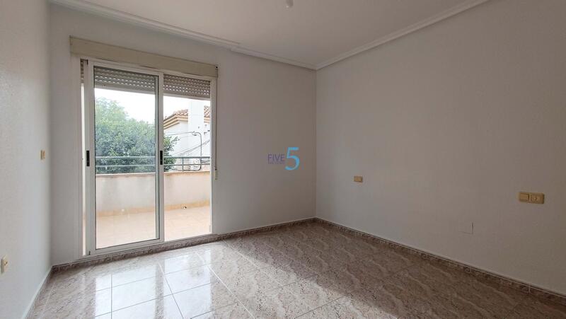 4 Cuarto Adosado en venta