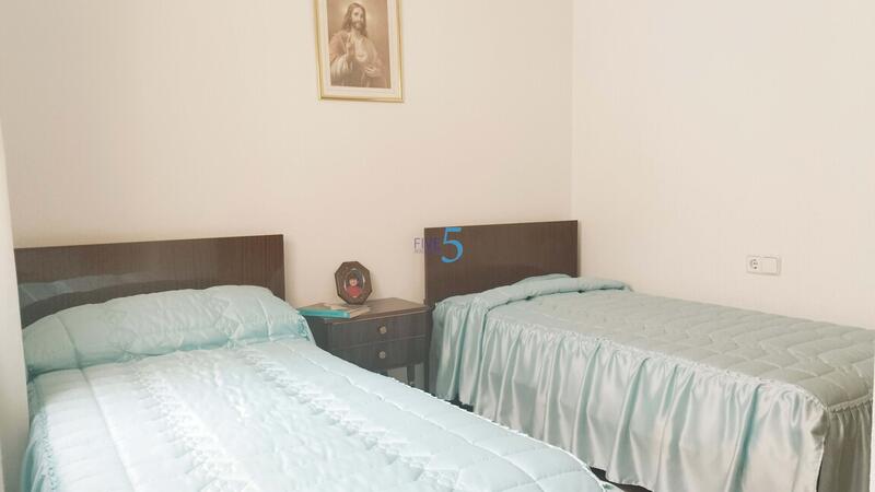 4 soveværelse Byhus til salg