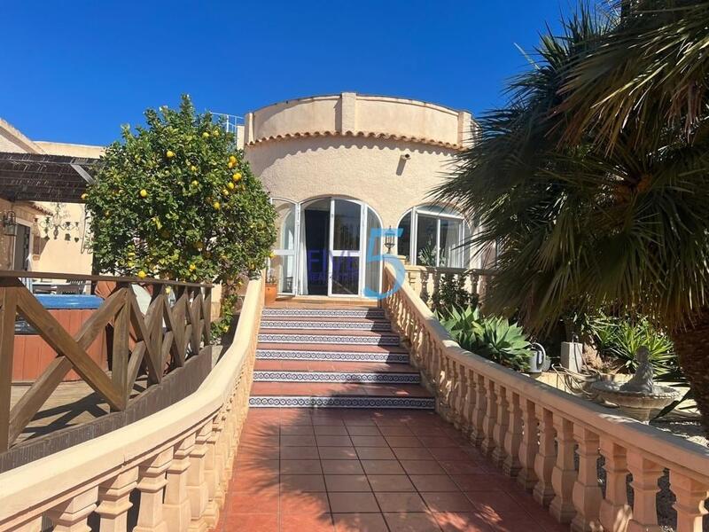 Villa til salgs i Xàbia/Javea, Alicante