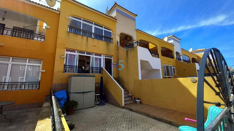 Appartement Te koop in Los Montesinos, Alicante