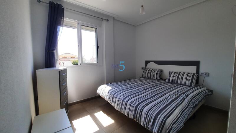 2 slaapkamer Appartement Te koop