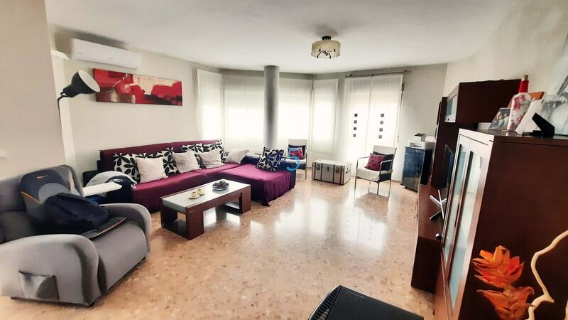 Apartamento en venta en La Oliva, Cádiz