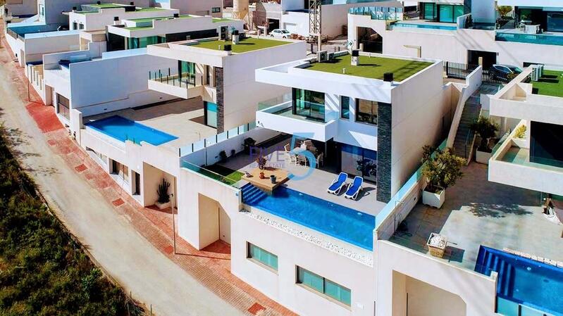 Villa till salu i Rojales, Alicante