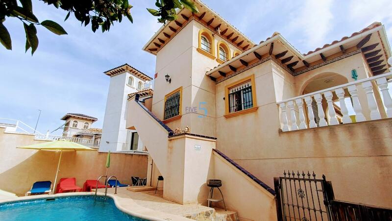 3 bedroom Villa for sale