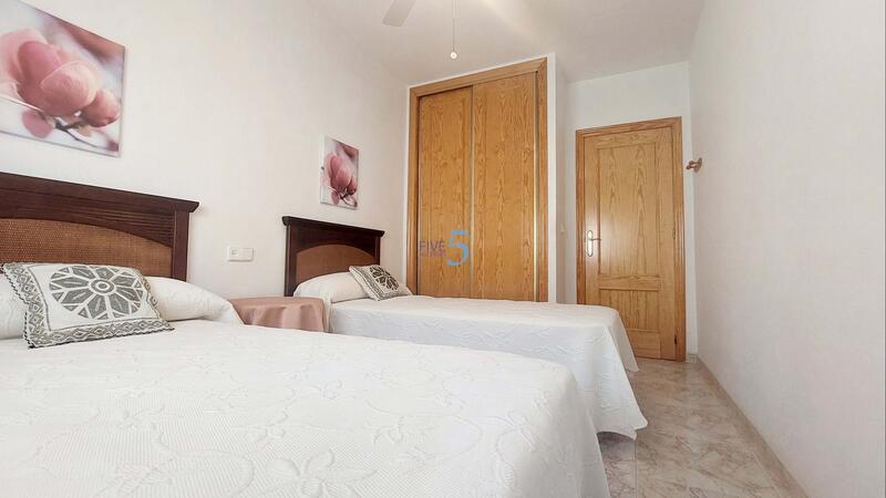 2 slaapkamer Appartement Te koop