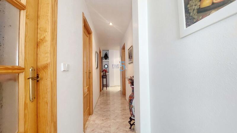 2 slaapkamer Appartement Te koop