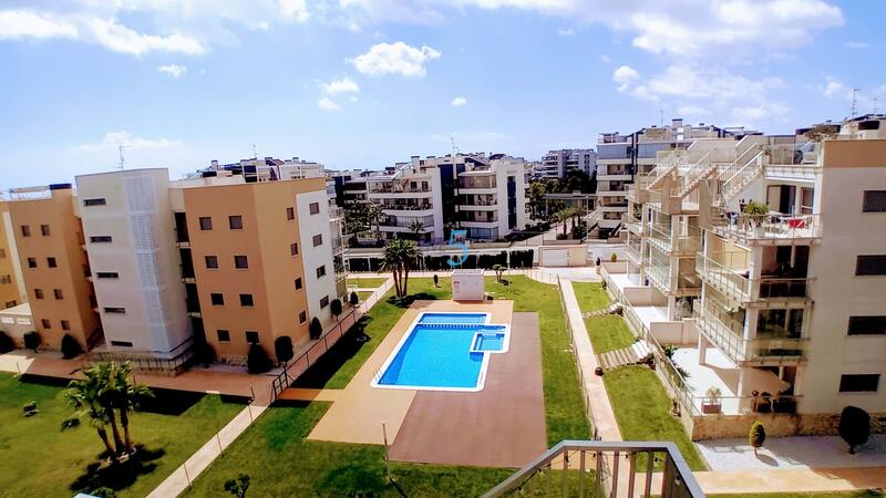 2 bedroom Apartment for sale