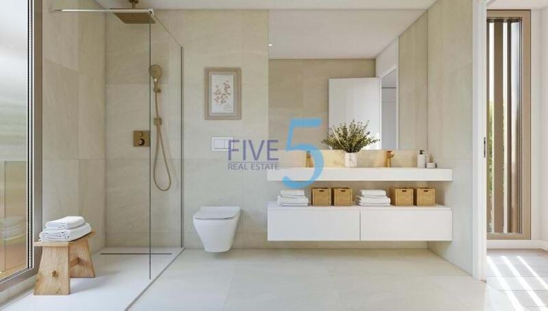 4 bedroom Townhouse for sale
