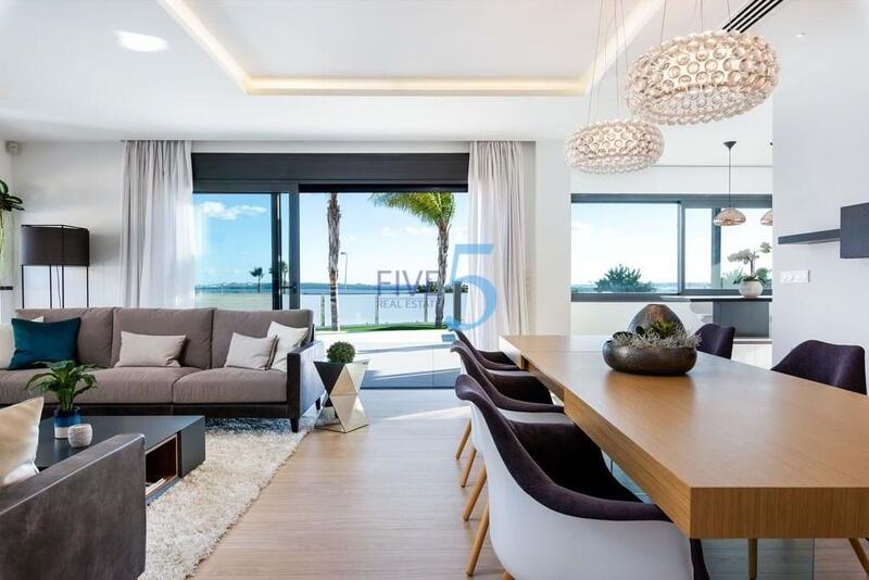 3 sovrum Villa till salu