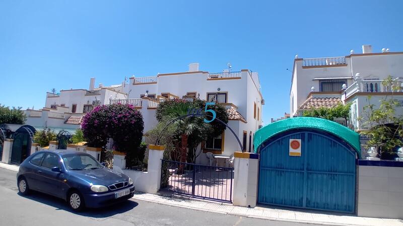 Townhouse for sale in Orihuela, Alicante