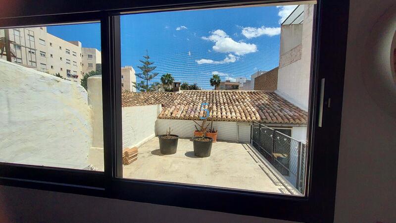 3 bedroom Townhouse for sale