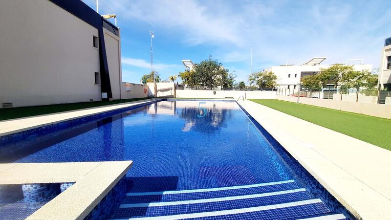 3 bedroom Apartment for sale