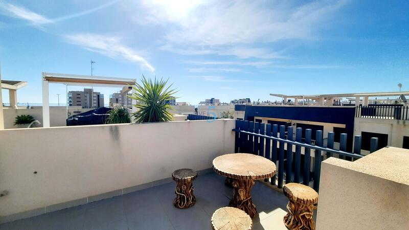 3 bedroom Apartment for sale