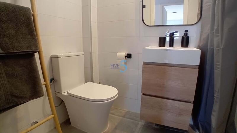 2 slaapkamer Appartement Te koop