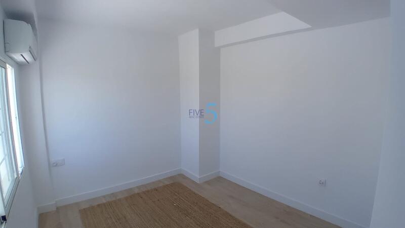 2 slaapkamer Appartement Te koop
