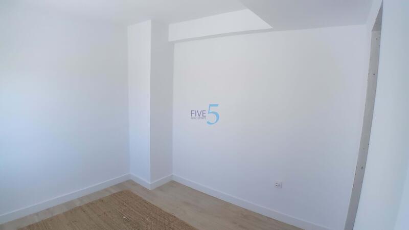 2 slaapkamer Appartement Te koop