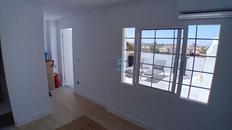 2 slaapkamer Appartement Te koop