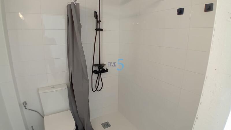 2 slaapkamer Appartement Te koop